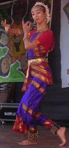Karen Taguet - klassischer indischer Tanz