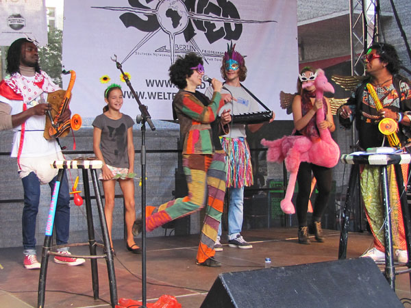 Weltfest am Boxhagener Platz 2013 - Metissia auf der Weltfest Bühne